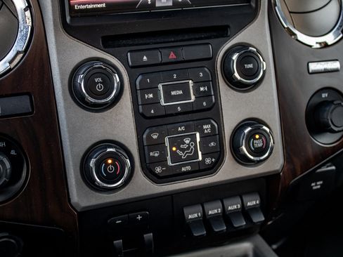 Used 2014 Ford F350 Lariat w/ Lariat Ultimate Package image 36