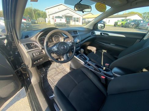 Used 2018 Nissan Sentra S image 19