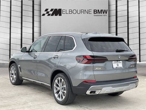 New 2026 BMW X5 sDrive40i w/ Premium Package image 5