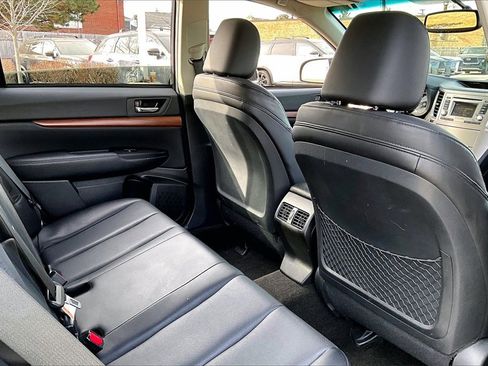 Used 2013 Subaru Outback 2.5i Limited w/ Moonroof Pkg image 29