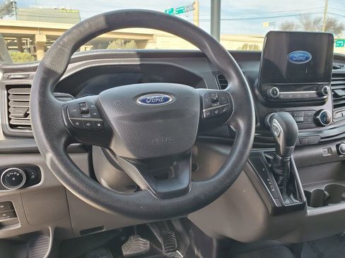 Used 2021 Ford Transit 250 Medium Roof image 38