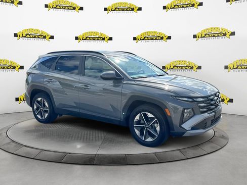 Used 2025 Hyundai Tucson SEL FWD image 7