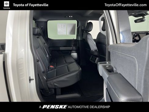 Used 2023 Ford F250 Lariat w/ Lariat Ultimate Package AWD/4WD image 15