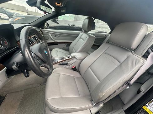Used 2009 BMW 328i Convertible image 31