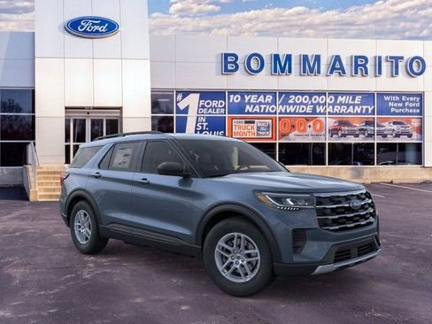 New 2026 Ford Explorer Active AWD/4WD image 7