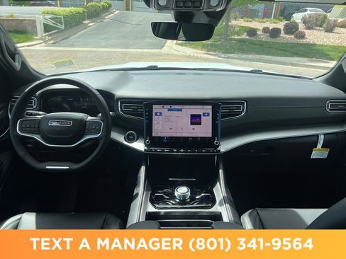 New 2026 Jeep Grand Wagoneer 4WD image 12