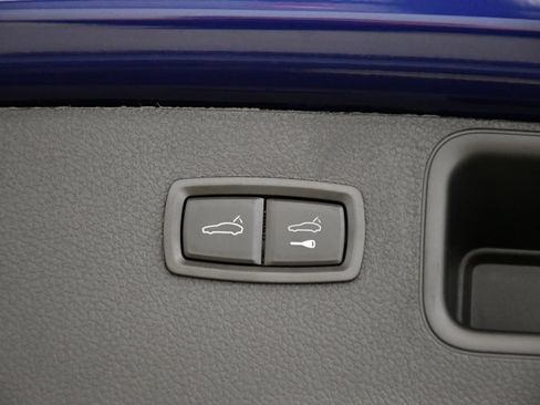 Certified 2026 Porsche Macan AWD/4WD image 60