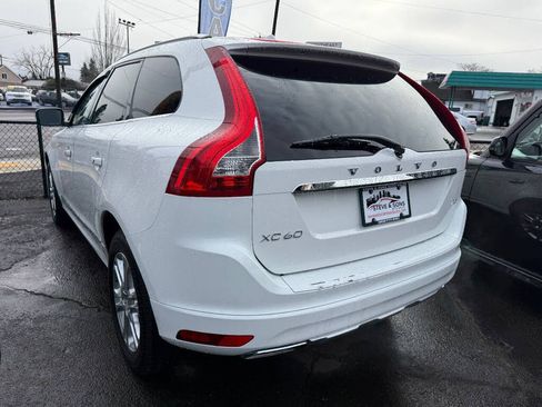Used 2015 Volvo XC60 T5 Premier image 7