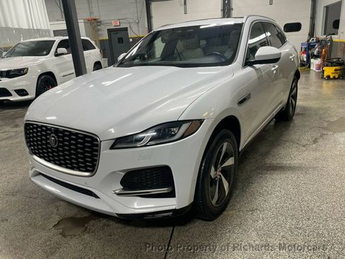 Used 2021 Jaguar F-PACE S image 4