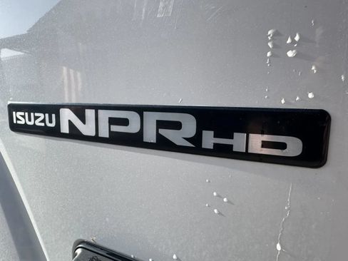 Used 2024 Isuzu NPR 4500 HD RWD image 12