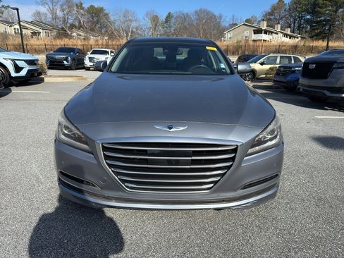 Used 2015 Hyundai Genesis 3.8 w/ Option Group 03 image 2