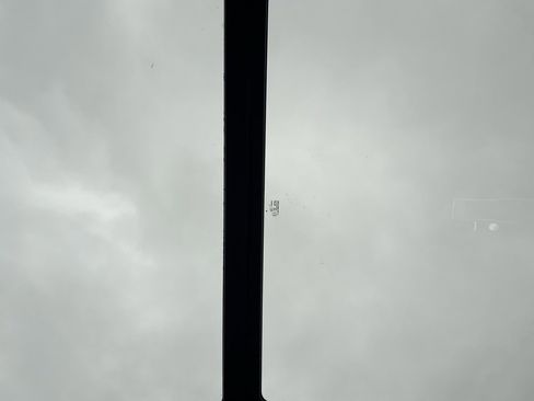 Used 2021 Volkswagen Atlas SE w/ Panoramic Sunroof Package image 25