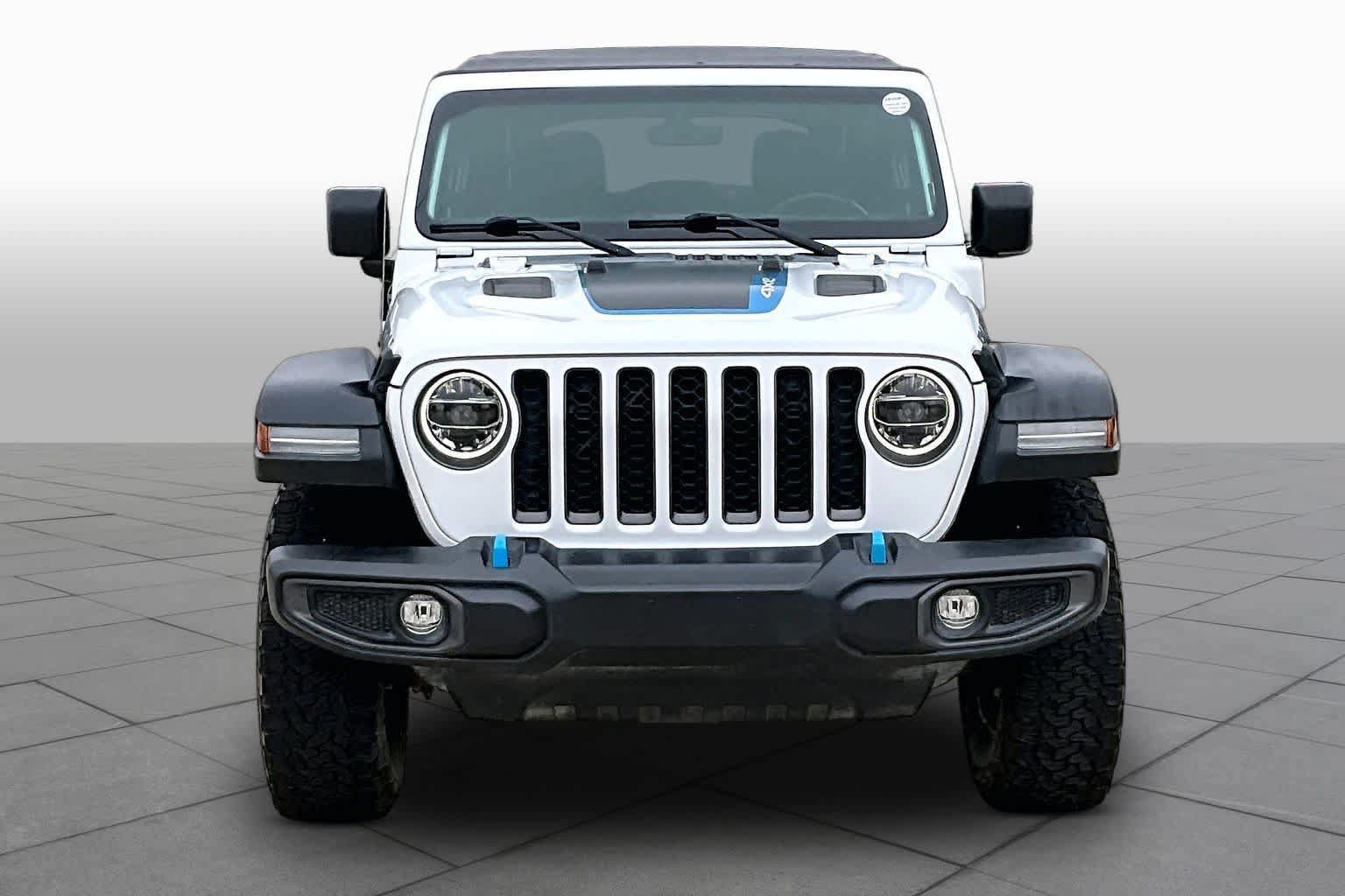 Used 2022 Jeep Wrangler Unlimited Rubicon 4xe w/ Safety Group AWD/4WD image 3