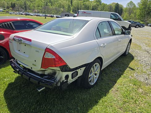 Used 2010 Ford Fusion SEL FWD image 3