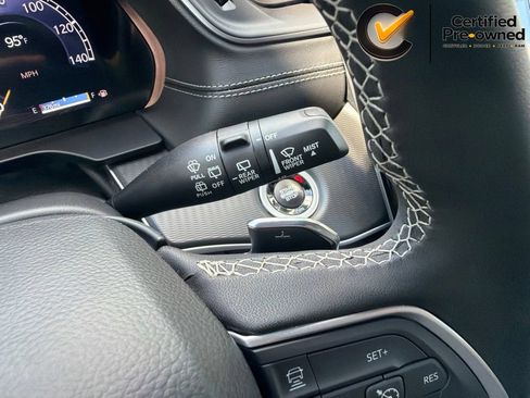 Used 2026 Jeep Grand Cherokee L Laredo RWD image 68