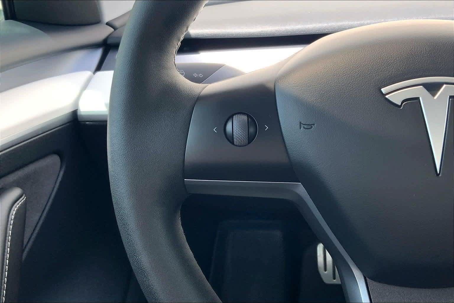 Used 2023 Tesla Model 3 Performance AWD/4WD image 24