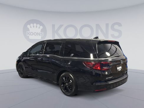 Used 2023 Honda Odyssey Sport image 14