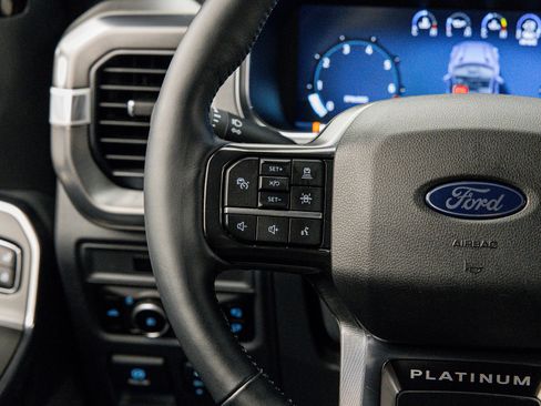 Used 2025 Ford F150 Platinum AWD/4WD image 42