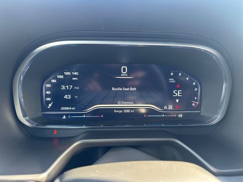 Used 2024 GMC Yukon SLT w/ SLT Premium Package image 19