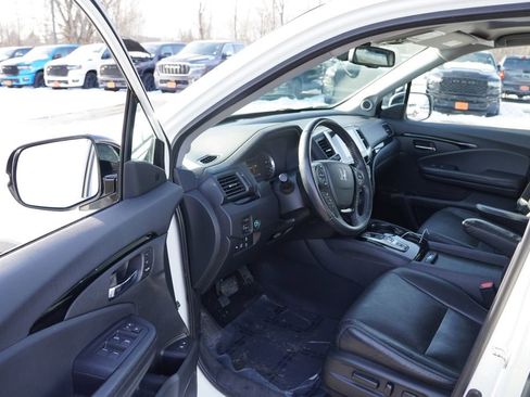 Used 2018 Honda Pilot Elite image 14