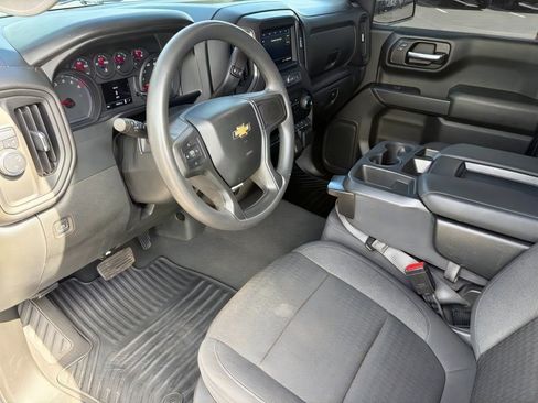 Used 2022 Chevrolet Silverado 1500 Custom RWD image 10