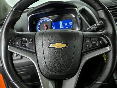 Used 2016 Chevrolet Trax LT w/ LT Sun and Sound Package FWD image 23