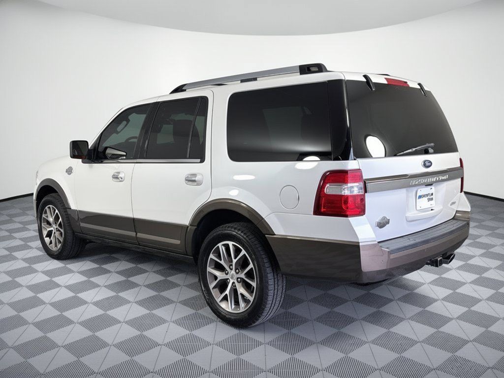 Used 2015 Ford Expedition King Ranch RWD image 3