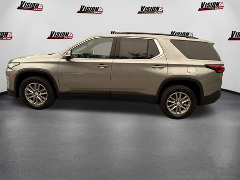 Used 2023 Chevrolet Traverse LT AWD/4WD image 8