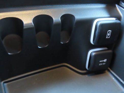 New 2026 Chrysler Pacifica Limited w/ S Appearance Package AWD/4WD image 13