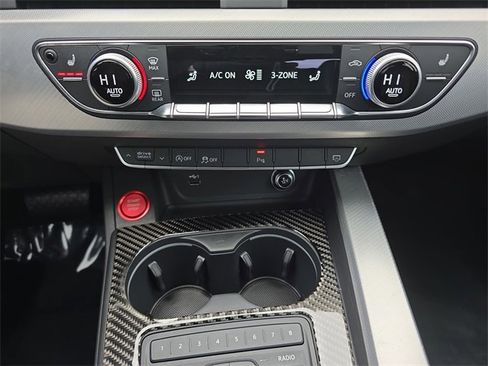 Used 2018 Audi A4 2.0T Premium Plus w/ Premium Plus Package image 26