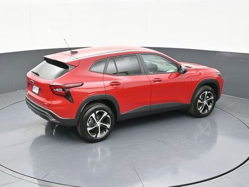 New 2026 Chevrolet Trax RS w/ Driver Confidence Package FWD image 57