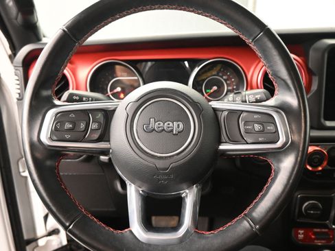 Used 2021 Jeep Wrangler Unlimited Rubicon image 10