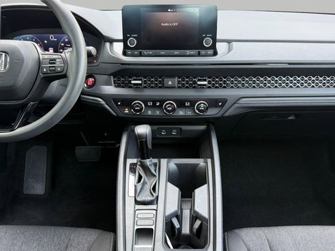 Used 2023 Honda Accord EX image 30