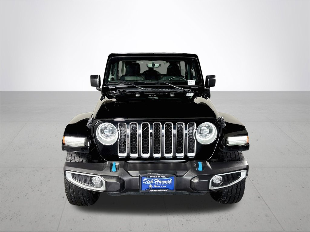 Used 2023 Jeep Wrangler Unlimited Sahara w/ Cold Weather Group AWD/4WD image 3