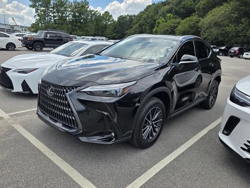 Used 2025 Lexus NX 250 FWD w/ Accessory Package (2T) image 14