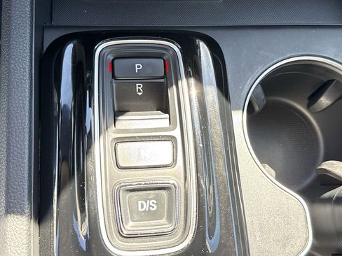 Used 2025 Honda Pilot EX-L image 7