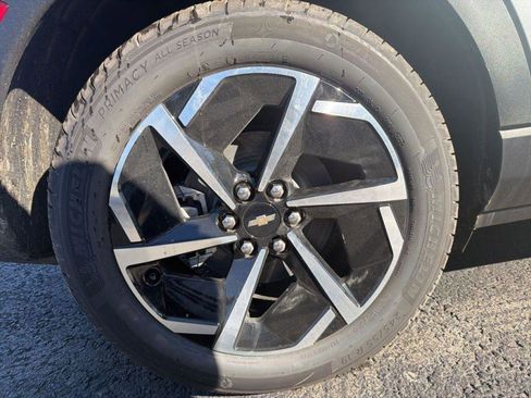 New 2026 Chevrolet Equinox EV LT w/ Comfort Package FWD image 37