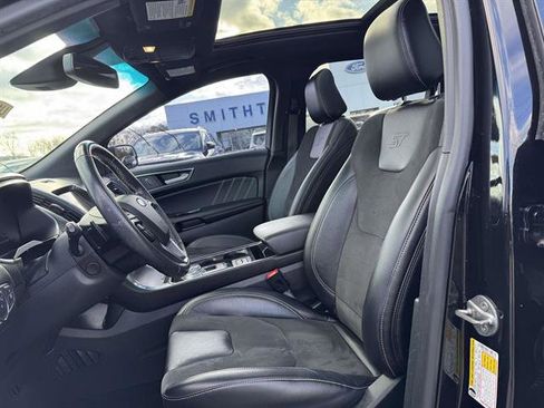 Used 2020 Ford Edge ST w/ Equipment Group 401A image 12