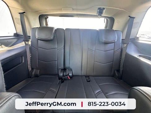 Used 2020 Cadillac Escalade Premium Luxury AWD/4WD image 25