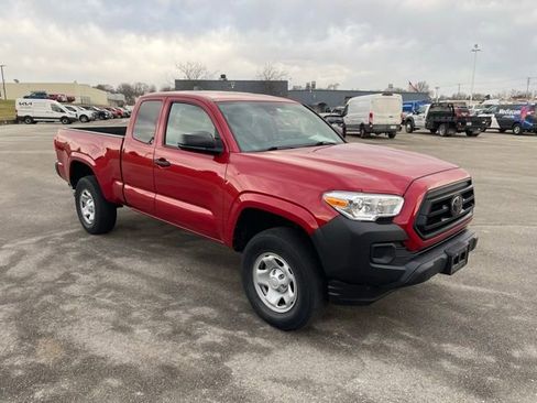Used 2021 Toyota Tacoma SR image 1