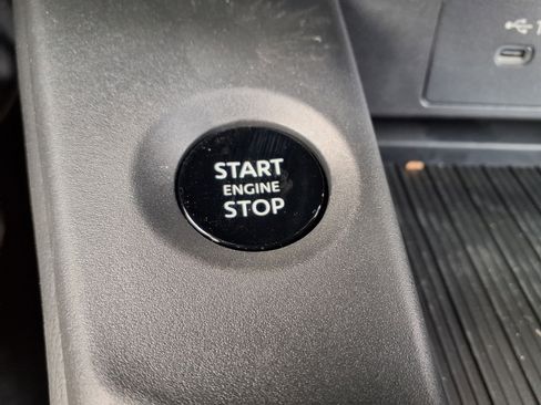 New 2026 Nissan Sentra SR w/ SR Premium Package FWD image 27