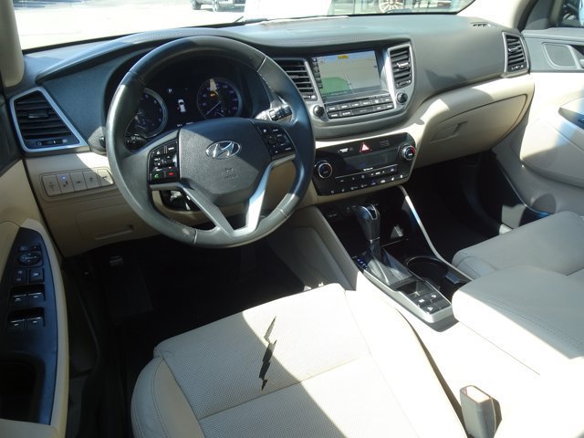Used 2017 Hyundai Tucson Limited w/ Limited Ultimate Package 03 FWD image 13
