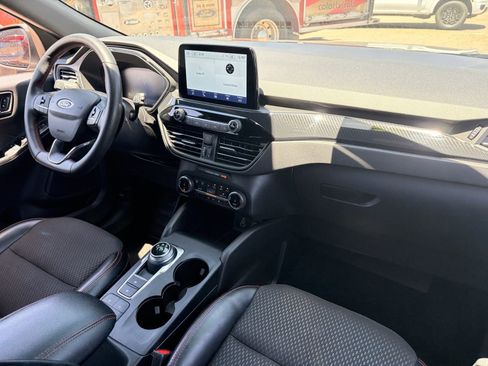 Used 2023 Ford Escape ST-Line Elite w/ Premium Technology Package AWD/4WD image 12