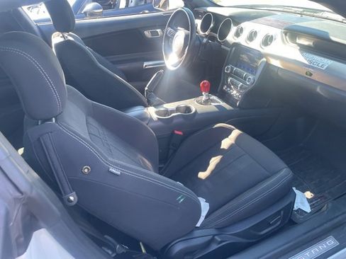 Used 2022 Ford Mustang GT w/ Equipment Group 301A image 9