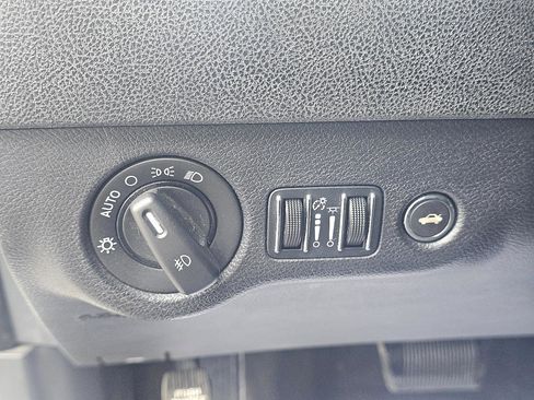 Used 2012 Dodge Charger R/T AWD/4WD image 18