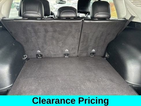 Used 2018 Jeep Compass Latitude FWD image 32