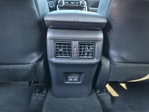 Used 2023 Toyota RAV4 XSE AWD/4WD image 17