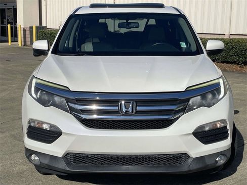 Used 2017 Honda Pilot EX-L image 8