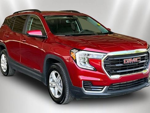 Used 2024 GMC Terrain SLE w/ Driver Convenience Package AWD/4WD image 1