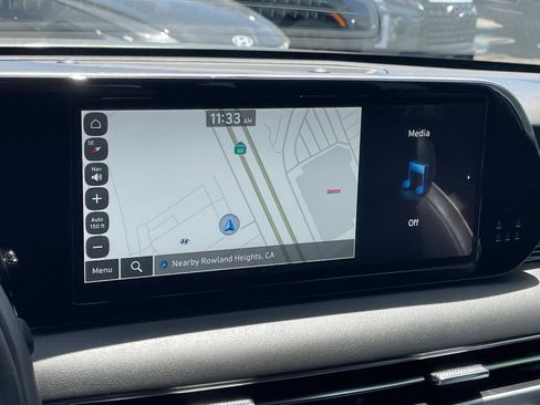 Used 2025 Hyundai Palisade Calligraphy image 13